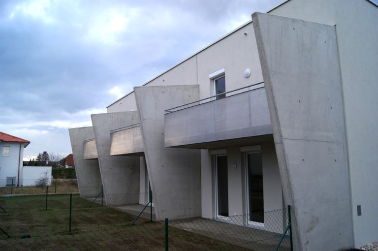 3_72dpi-gro